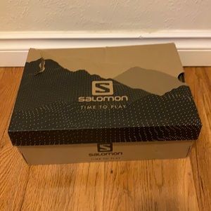 Salomon XA Pro 3D v8 W Trail Running Shoes.